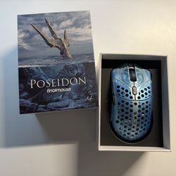 Finalmouse Starlight-12 Poseidon Wireless Mouse Medium 