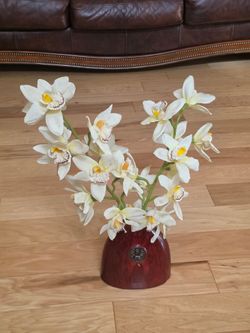 Vintage Asian Inspired Vase & Flowers