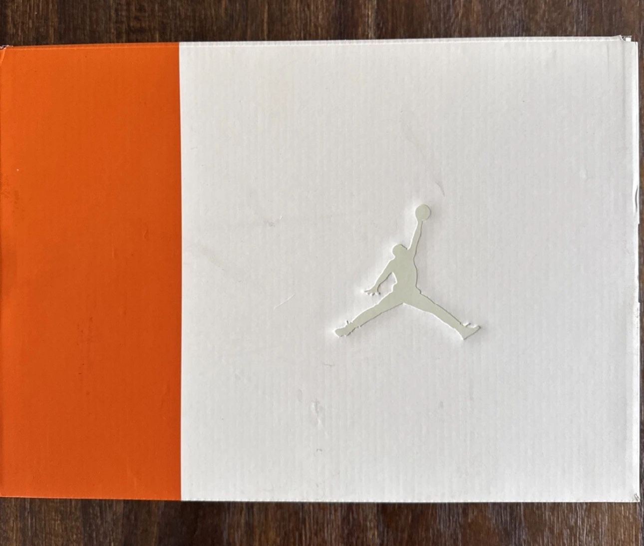 WMNS  Air Jordan Retro 3 T Fossil/Starfish-Sail Size 8.5