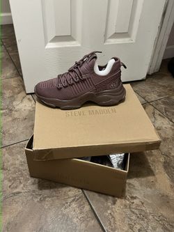 Steve Madden Shoes 