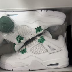  Air Jordan 4 Retro 'Green Metallic'