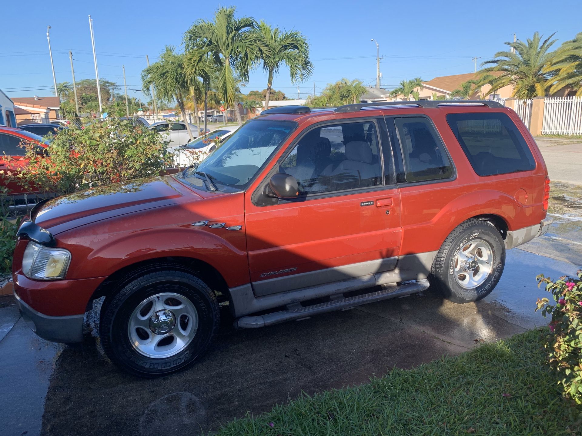 2000 Ford Explorer