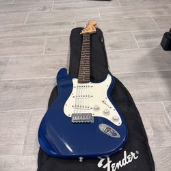 Squier Stratocaster Electric Guitar (2000 Indonesia – Great Condition)