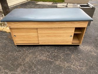 Flat Exam Table With Sliding Drawers