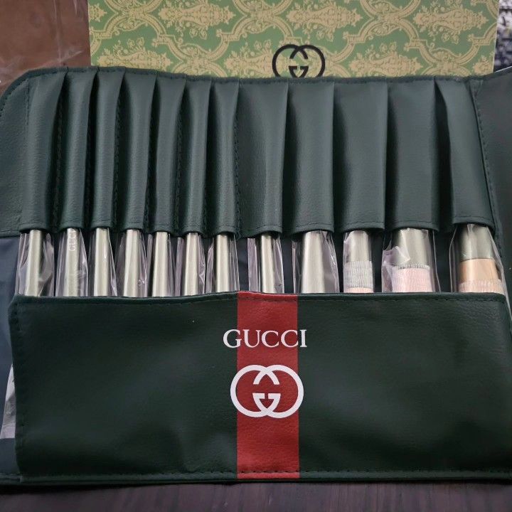 Makeup Brushes