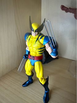 Mafex No.96 Wolverine X-Men Action Figure