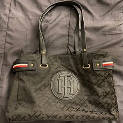 Tommy Hilfiger Purse (Black) 