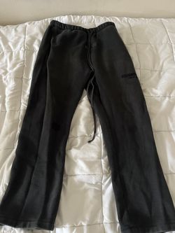 Men’s Black Essentials Sweat Pants 