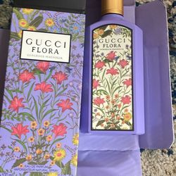 Gucci Flora Gorgeous Magnolia 