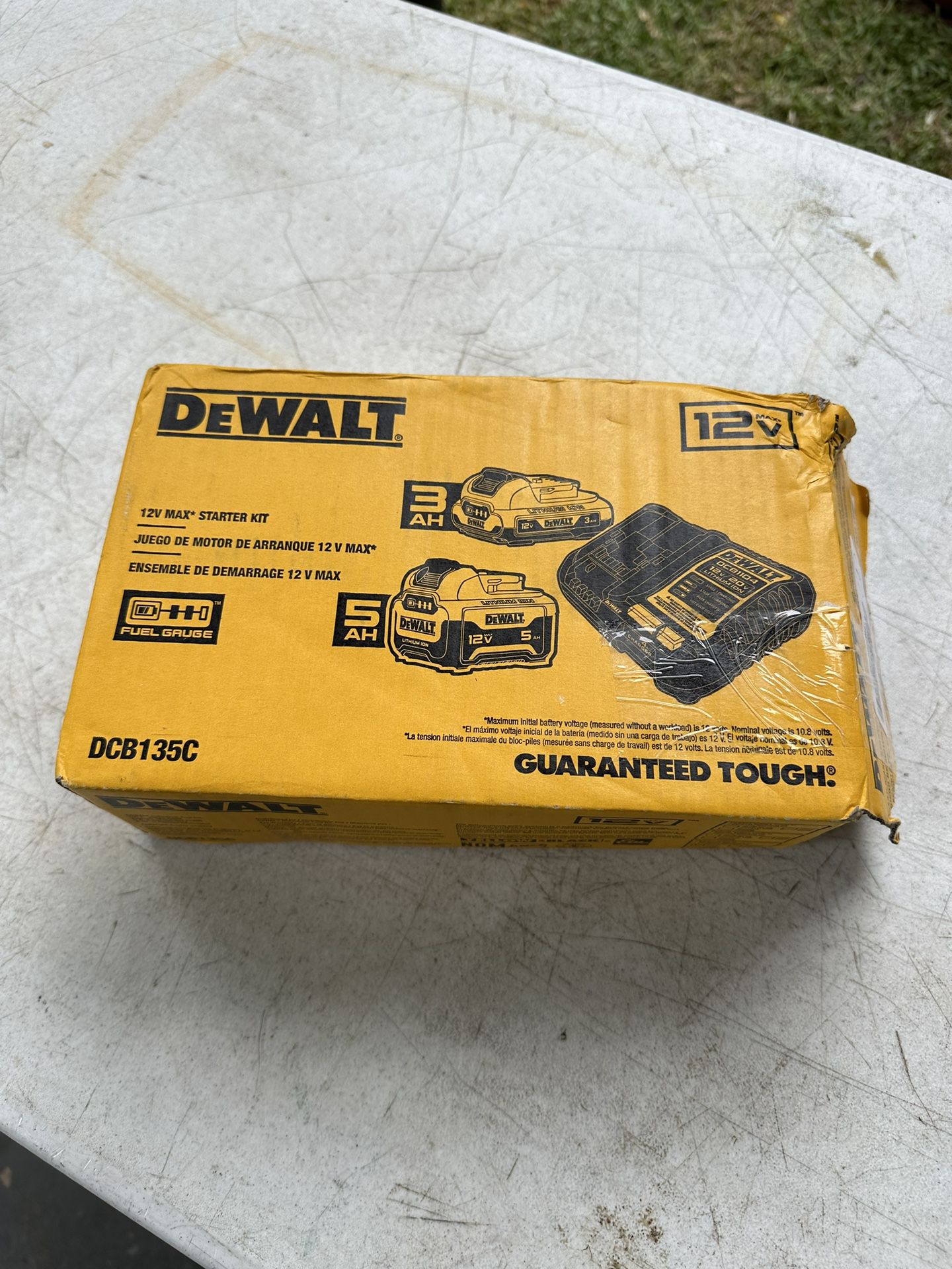 Dewalt 12-V 2-Pack Lithium-ion Battery and Charger (3ah and 5ah)