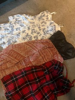 Size M clothes