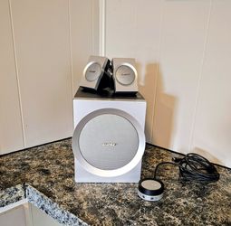 BOSE Companion 3 2.1 Speaker System
