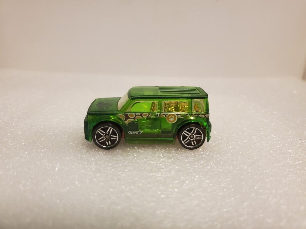 Hot Wheels - SCION xB - Race World Earth 2010 2/4 - Green - #200/214 - Loose