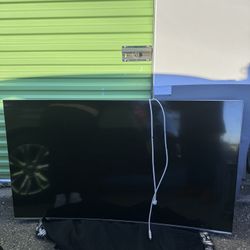 65 Inch Samsung Cured TV 