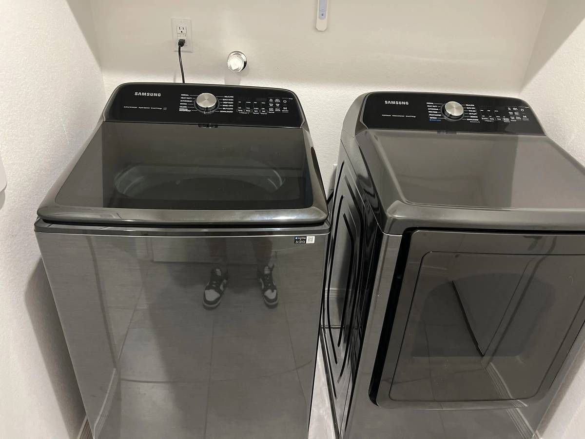 Samsung Washer And Dryer Set