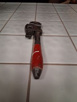 ANTIQUE STILLSON WALWOTH PIPE WRENCH
No. 14
WITH FRESH ALKYD FINISHED GRIP
ORIGINAL COLOR
REALLY BEAUTIFUL!!!...asking $25.00