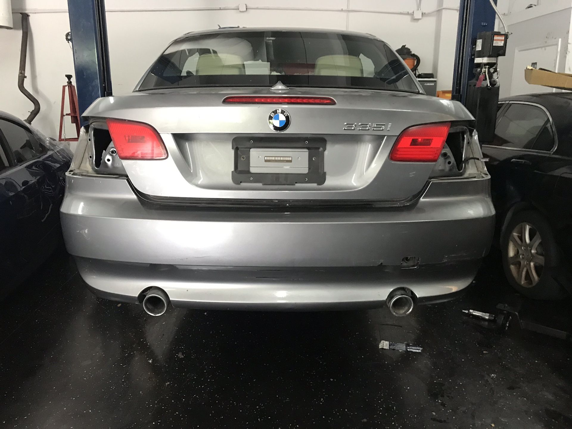 Bmw 335i rear bumper oem