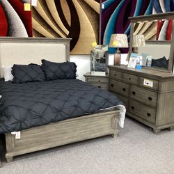 Queen Bedroom Set $1,299.99