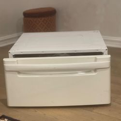 Base For Washer Or Dryer