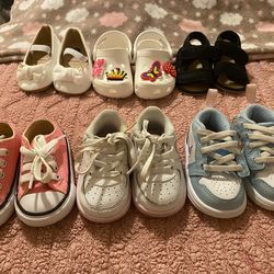 Shoes for baby girl size 3c