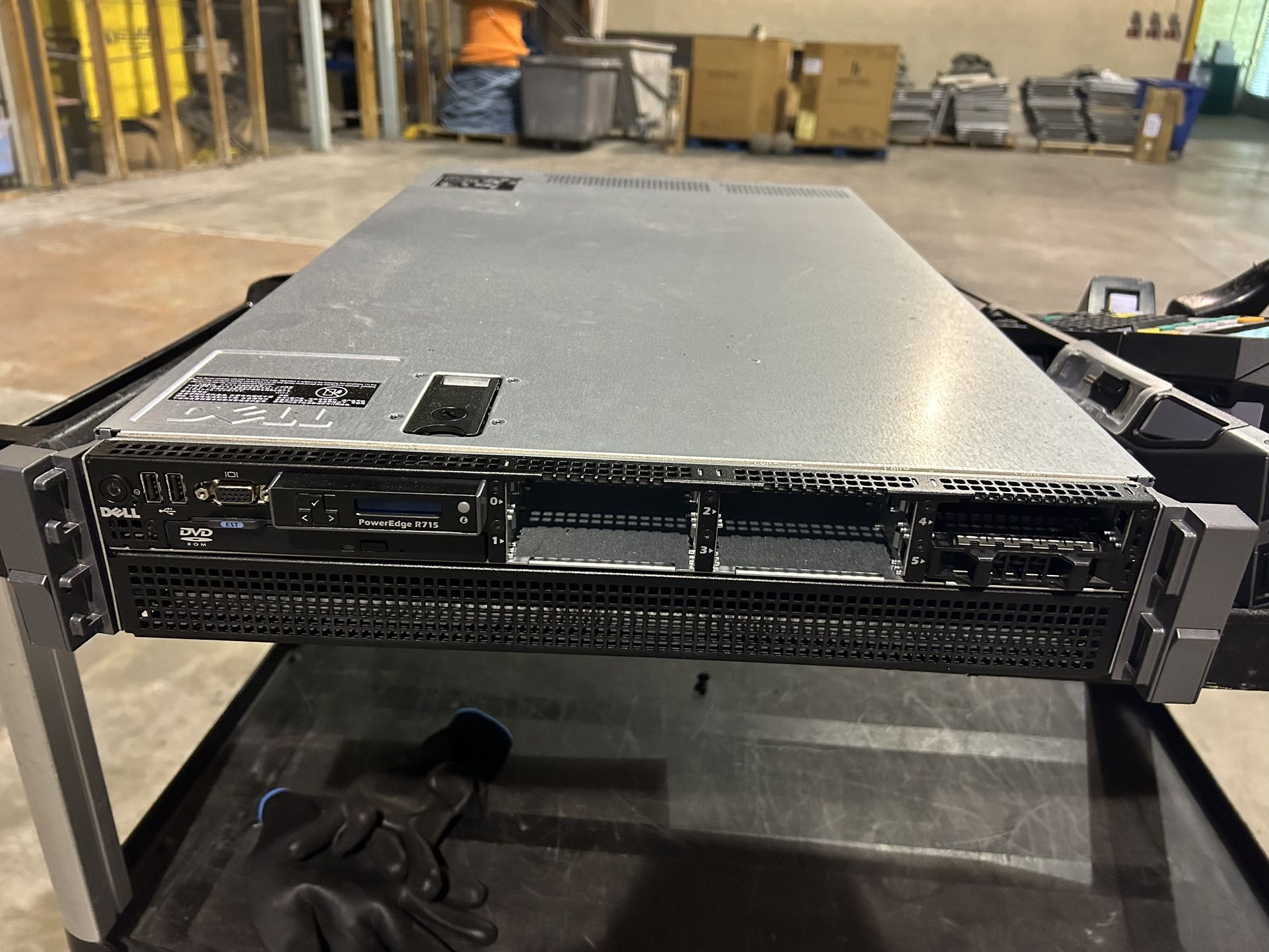 Dell power edge r715 Computers & Accessories