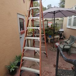 Werner Heavy Duty 8'letter 225lb Fiber Glass In Grate Working Condition 