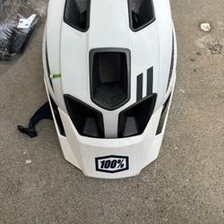100%helmet
