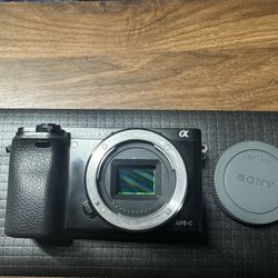 Sony A6000 Camera JAPANESE 