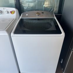 Like-New Kenmore 4.8CF Washer