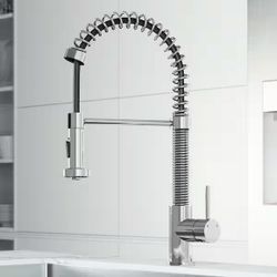 VIGO Edison Single Handle Pull-Down Sprayer Kitchen Faucet in Chrome