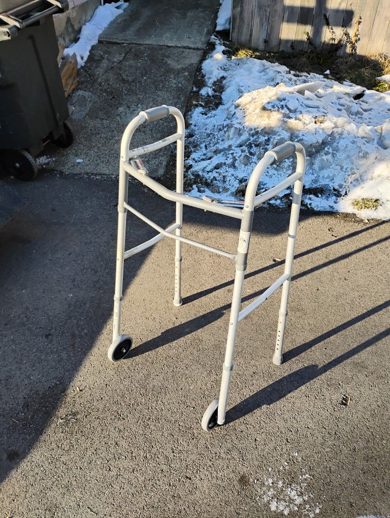 Walker10.00