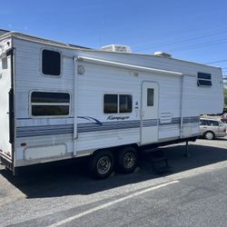 2005 Rampage by Skyline  model  289. 32ft 