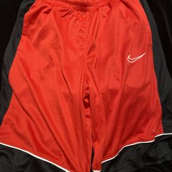 Brand New Mens Nike Basketball Shorts Size Small