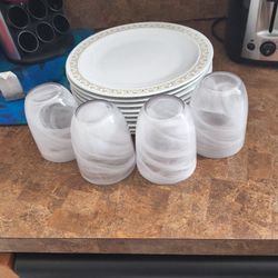 9 Corning Ware Dishes 4 White Swirly Glasses  50.00
