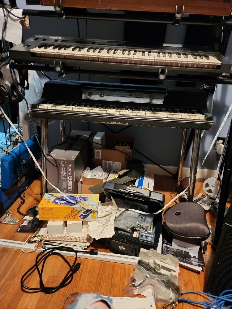 1972 vintage Wurlitzer electronic piano