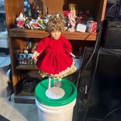 Collectible Porcelain Dolls 