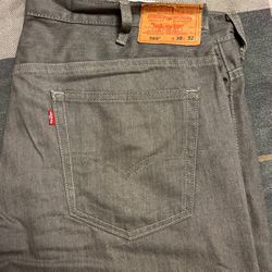 Levi’s  Boot Cut #569 Jeans (38x32) - 5 Pairs
