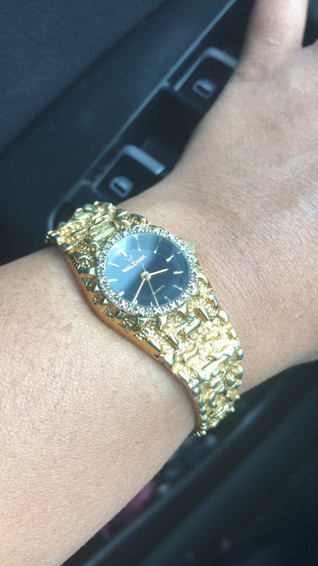 LADY´S WALTHAM QUARTZ GOLD TONE 20 DIAMOND NUGGET WATCH,All Products : American Fashion Style Bags On Sale