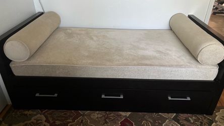 Copenhagen, twin size bed w/drawers &  6”  mattress in excellent condition