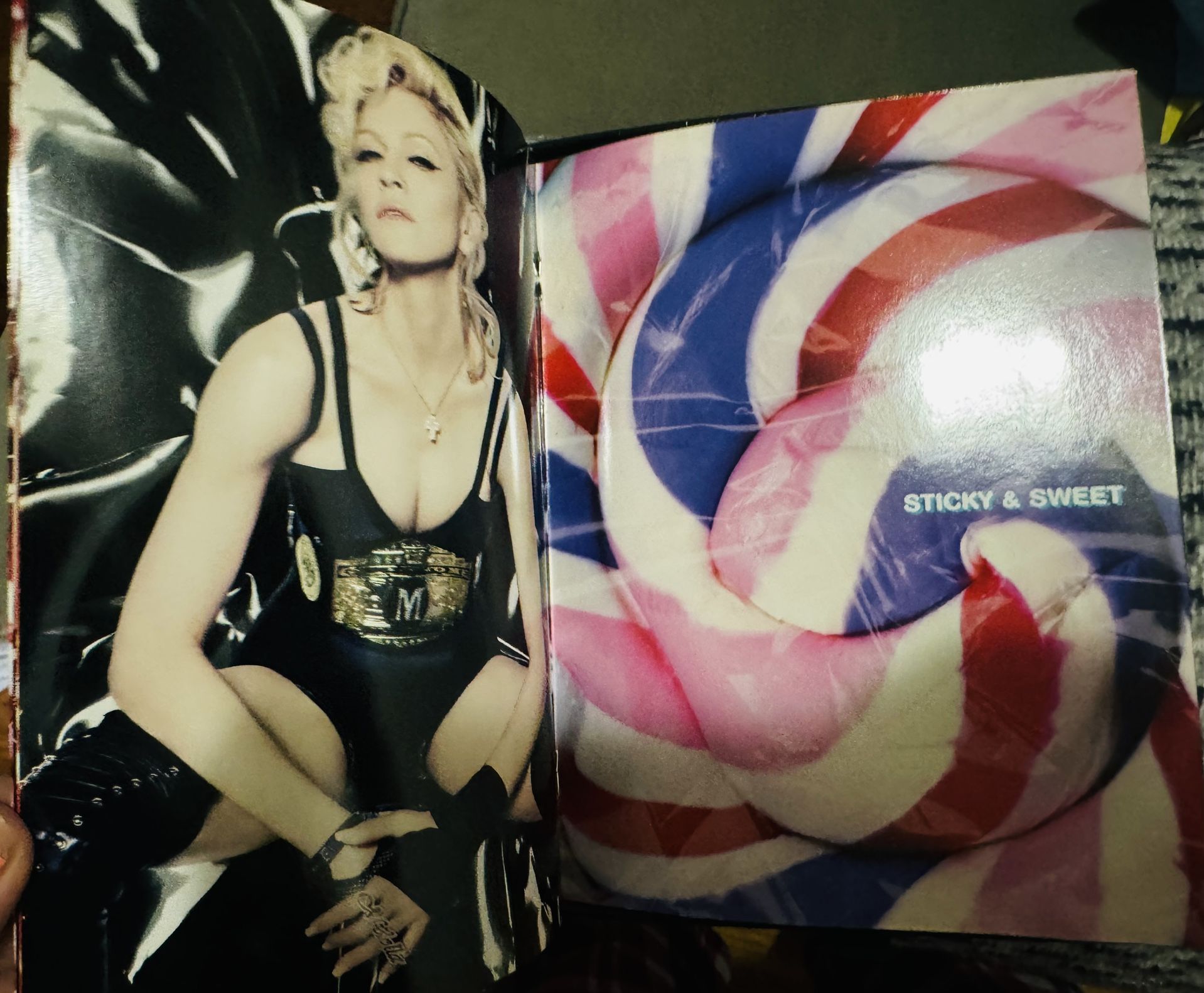 MADONNA - HARD CANDY LIMITED COLLECTORS EDITION CD ALBUM CANDY BOX
