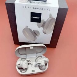 Bose QuietComfort Earbuds Shark Fin In-Ear Headphones