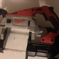 Milwaukee Deepcut Bandsaw Open Box