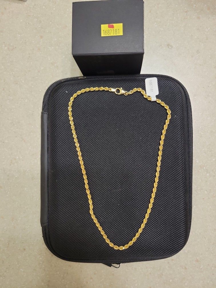 14 K Gold Necklace. Weight Is 10.6 Grams. Brand New