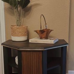 Accent/End Table