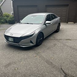 2022 Hyundai Elantra