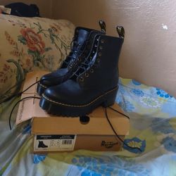 Dr Martens Shriver HI Boots