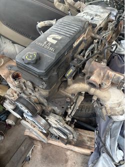 6.7 Cummins engine 2011 Ram 3500