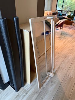 Montessori mirror