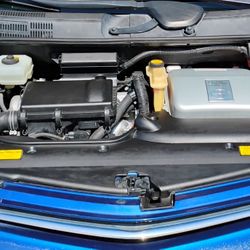 Toyota Prius Hatchback 4 DR 1.5L I4 F DOHC 16V Hybri