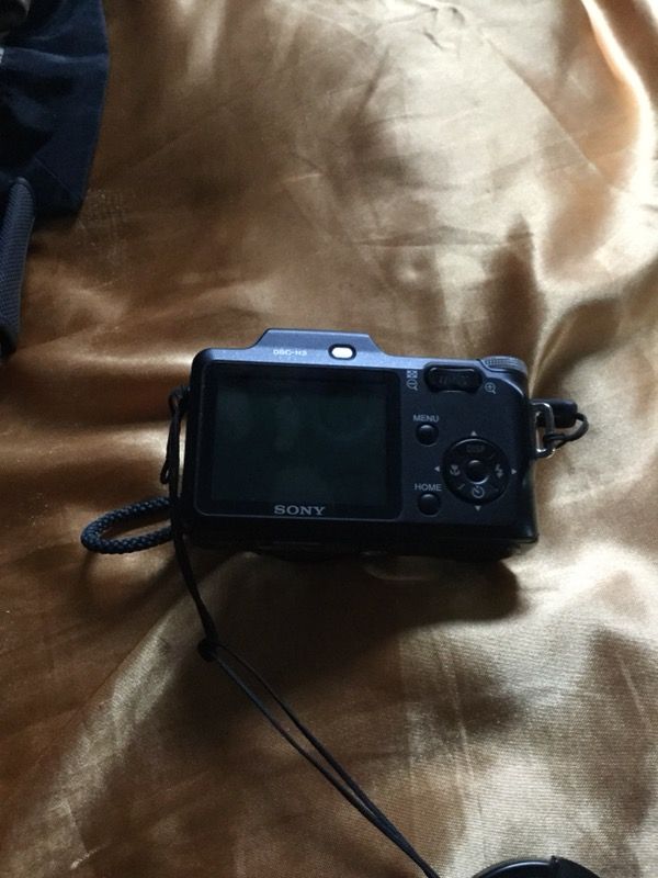 Sony cyber shot 14mm digital camera